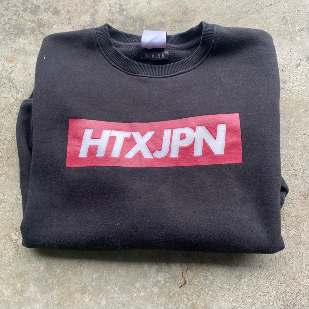 HTXJPN Times Crew Sweater

Hard Tuned